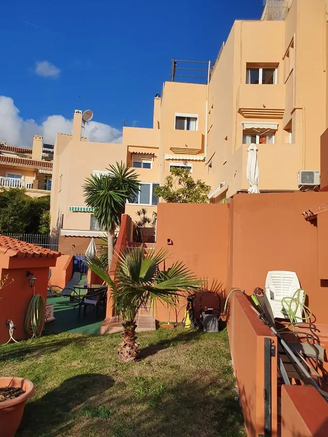 Cozy Rooms In Terraced House Fuengirola