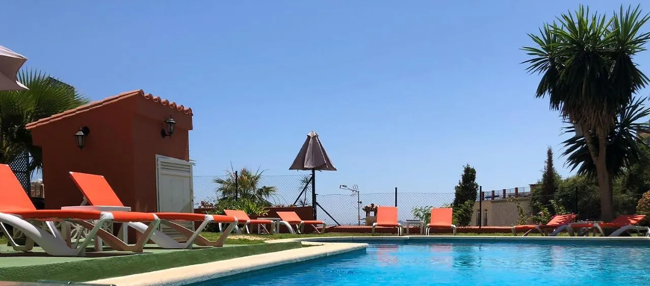 Δωμάτια σε οικογενειακή κατοικία Cozy Rooms In Terraced House Fuengirola