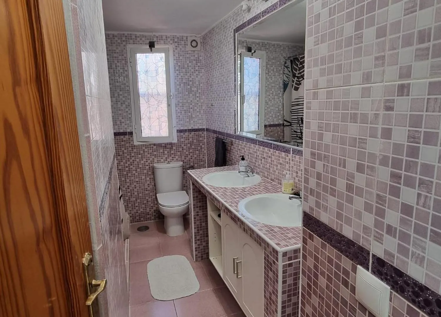 Cozy Rooms In Terraced House Fuengirola